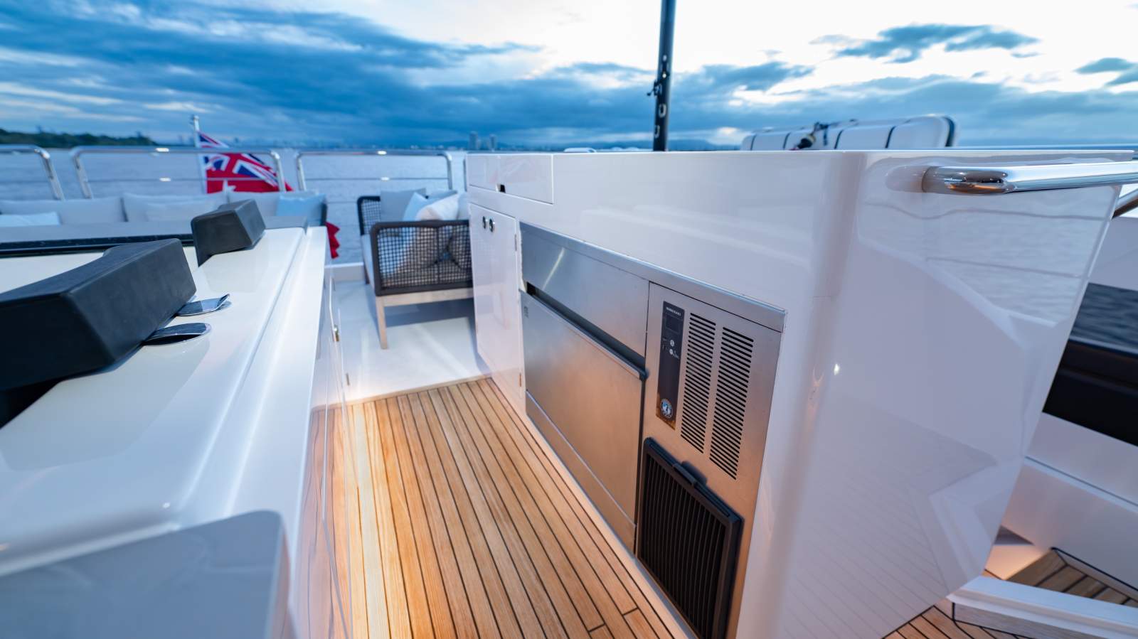 Horizon Yacht FD90 photo 11