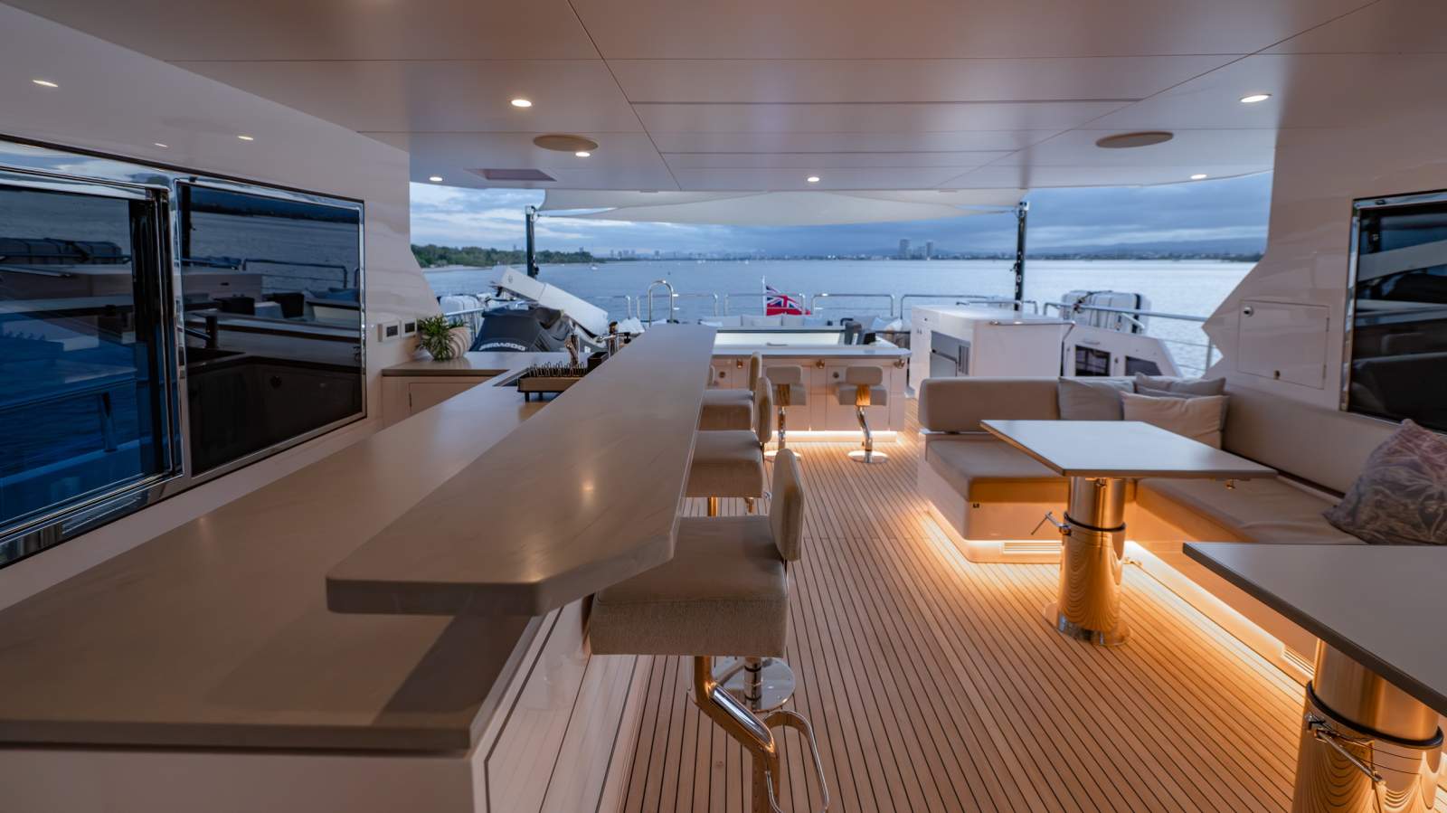 Horizon Yacht FD90 photo 14