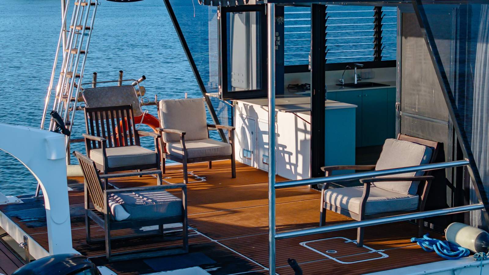 Havana 50 Houseboat photo 16