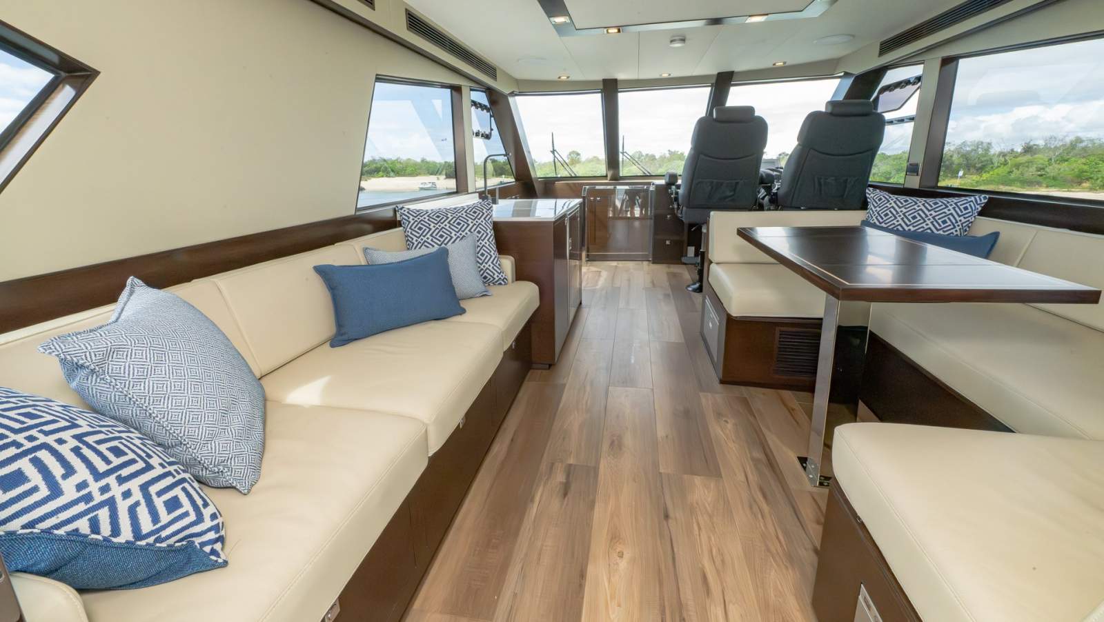 Clipper Cordova 70 photo 17