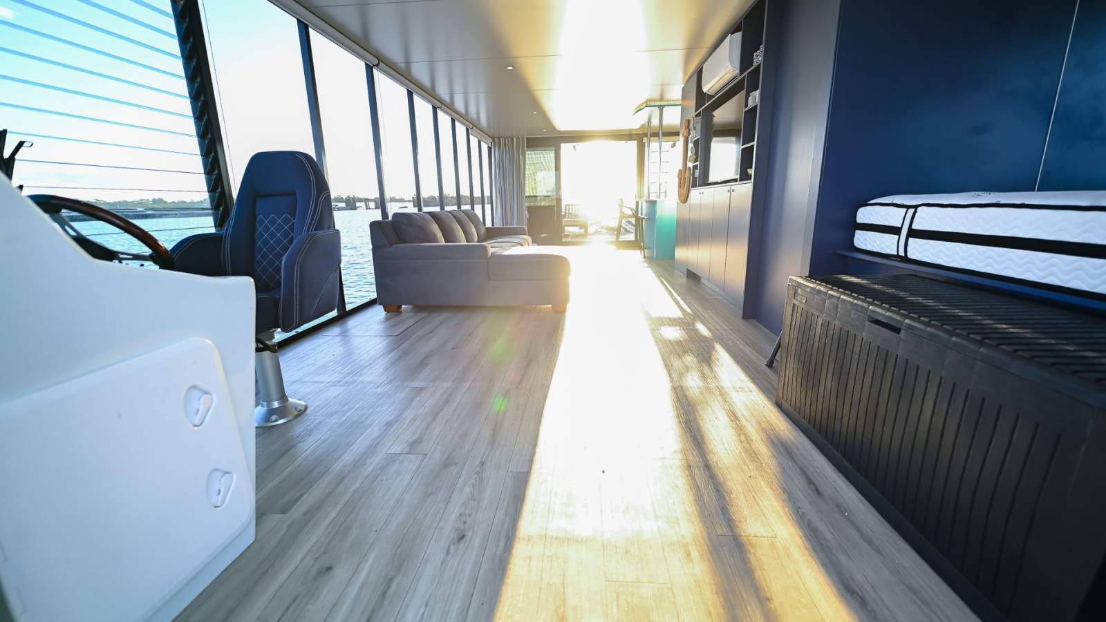 Havana 50 Houseboat photo 20