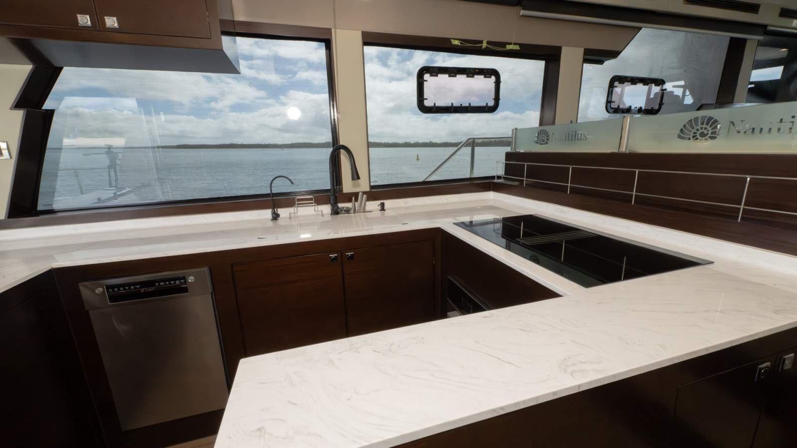 Clipper Cordova 70 photo 21