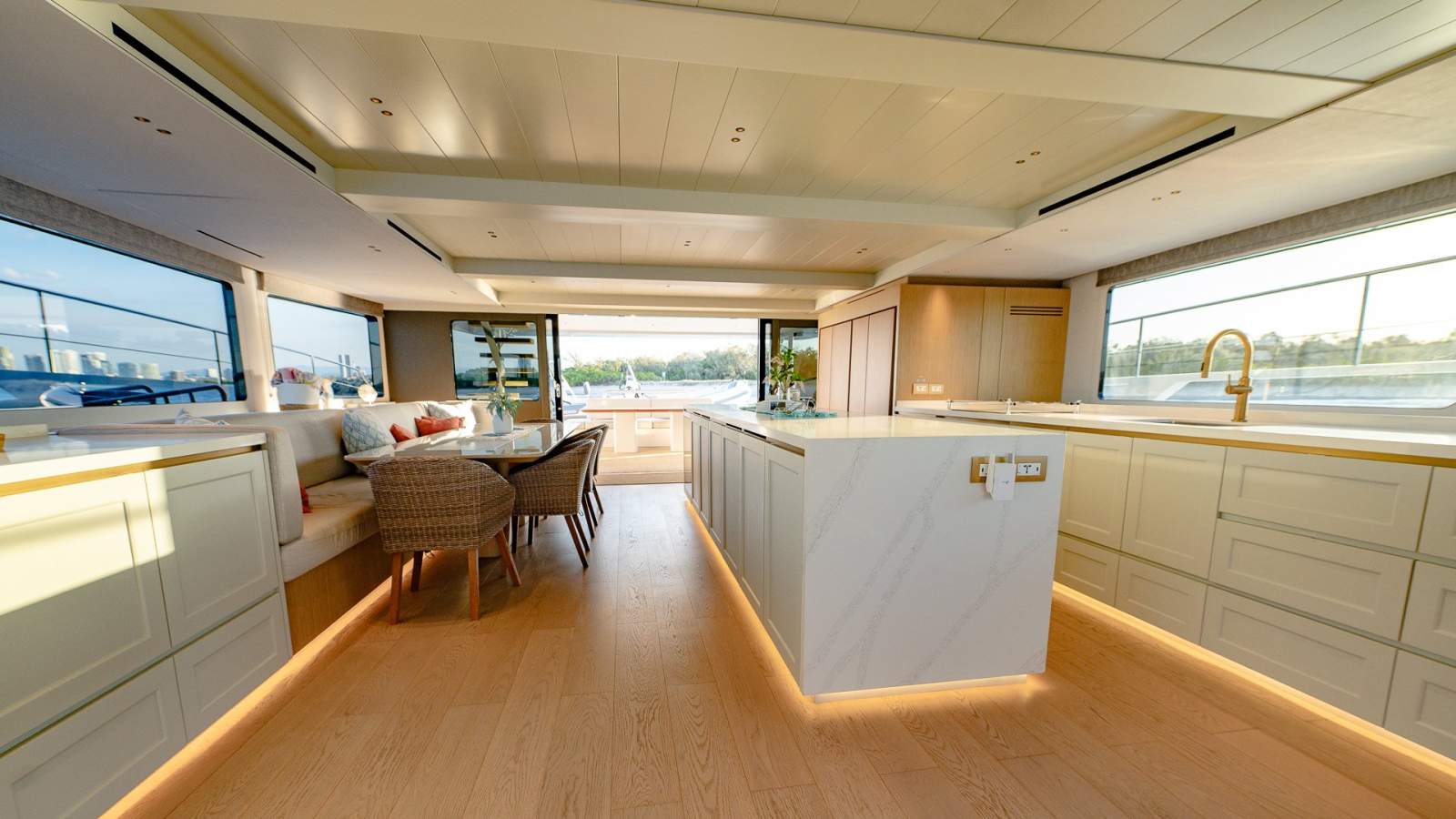 McConaghy MC82P Power Catamaran photo 21