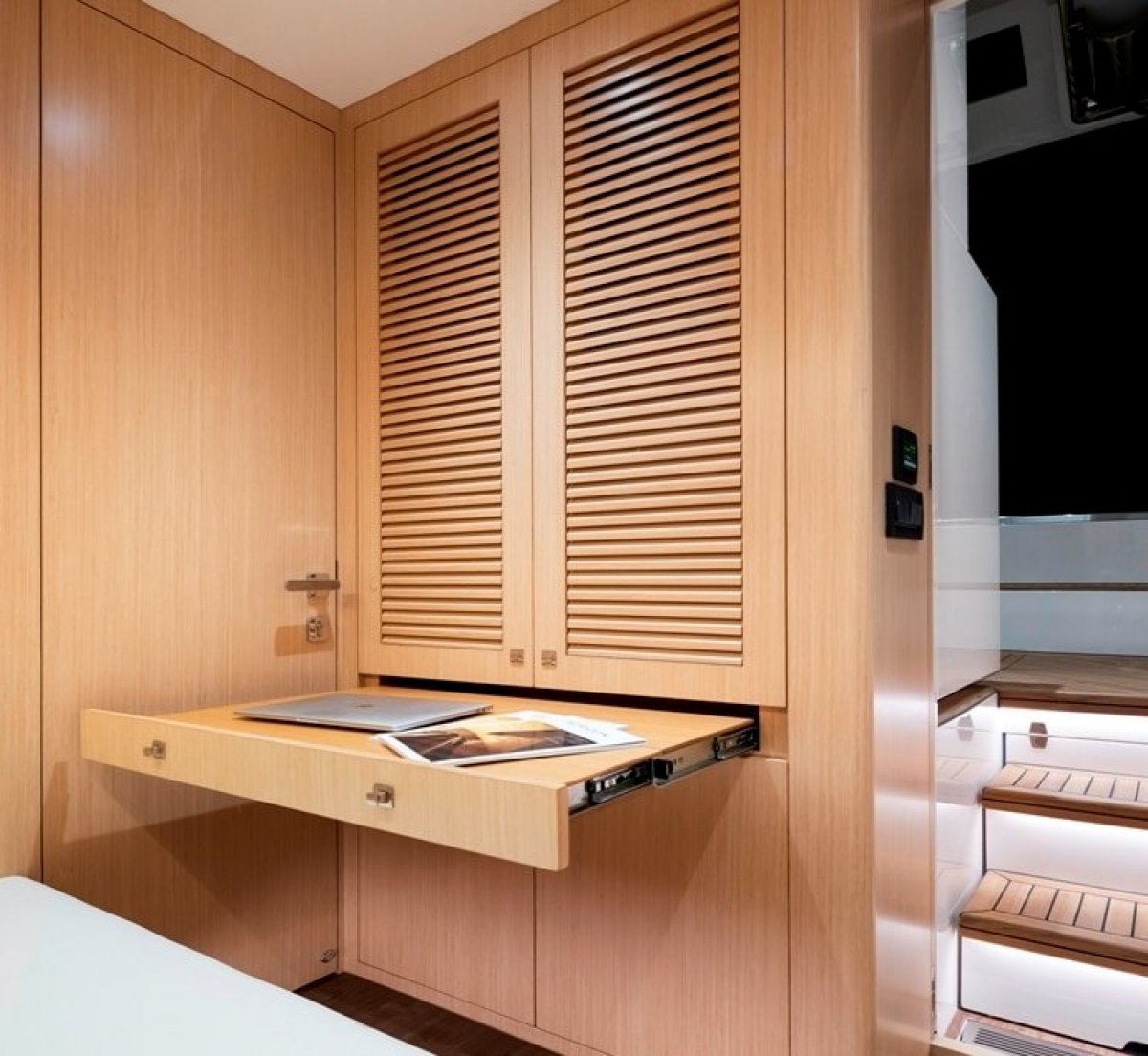 Horizon Yacht FD87 Skyline photo 26