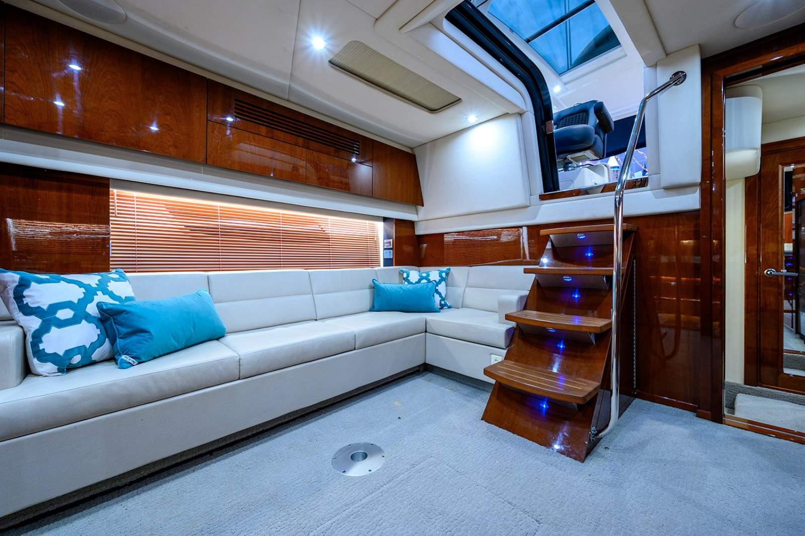 Sea Ray 470 Sundancer photo 30