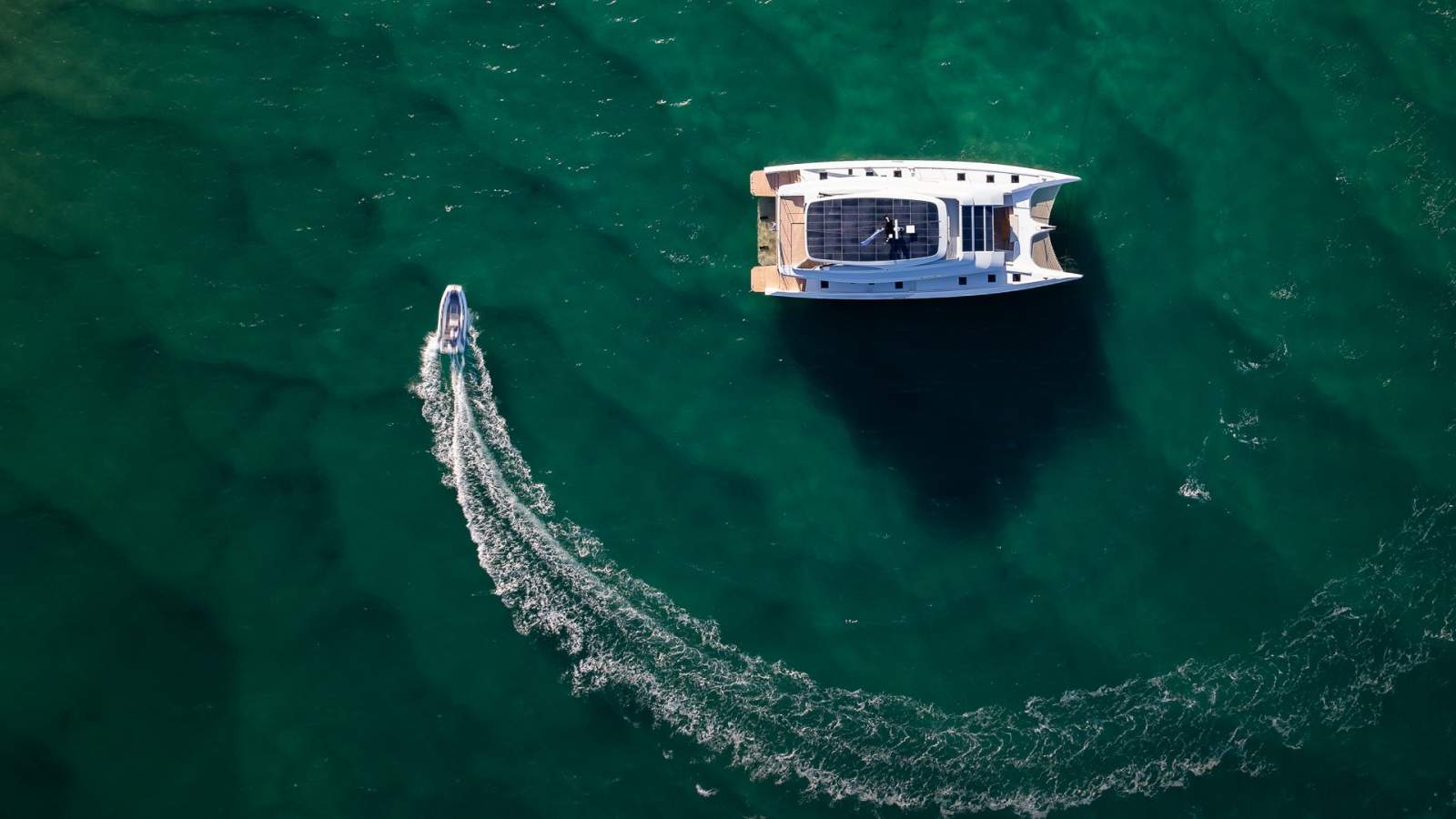 McConaghy MC82P Power Catamaran photo 3