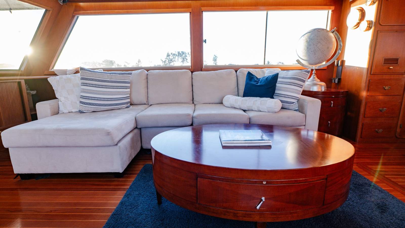 DeFever 63 Explorer Yacht photo 34