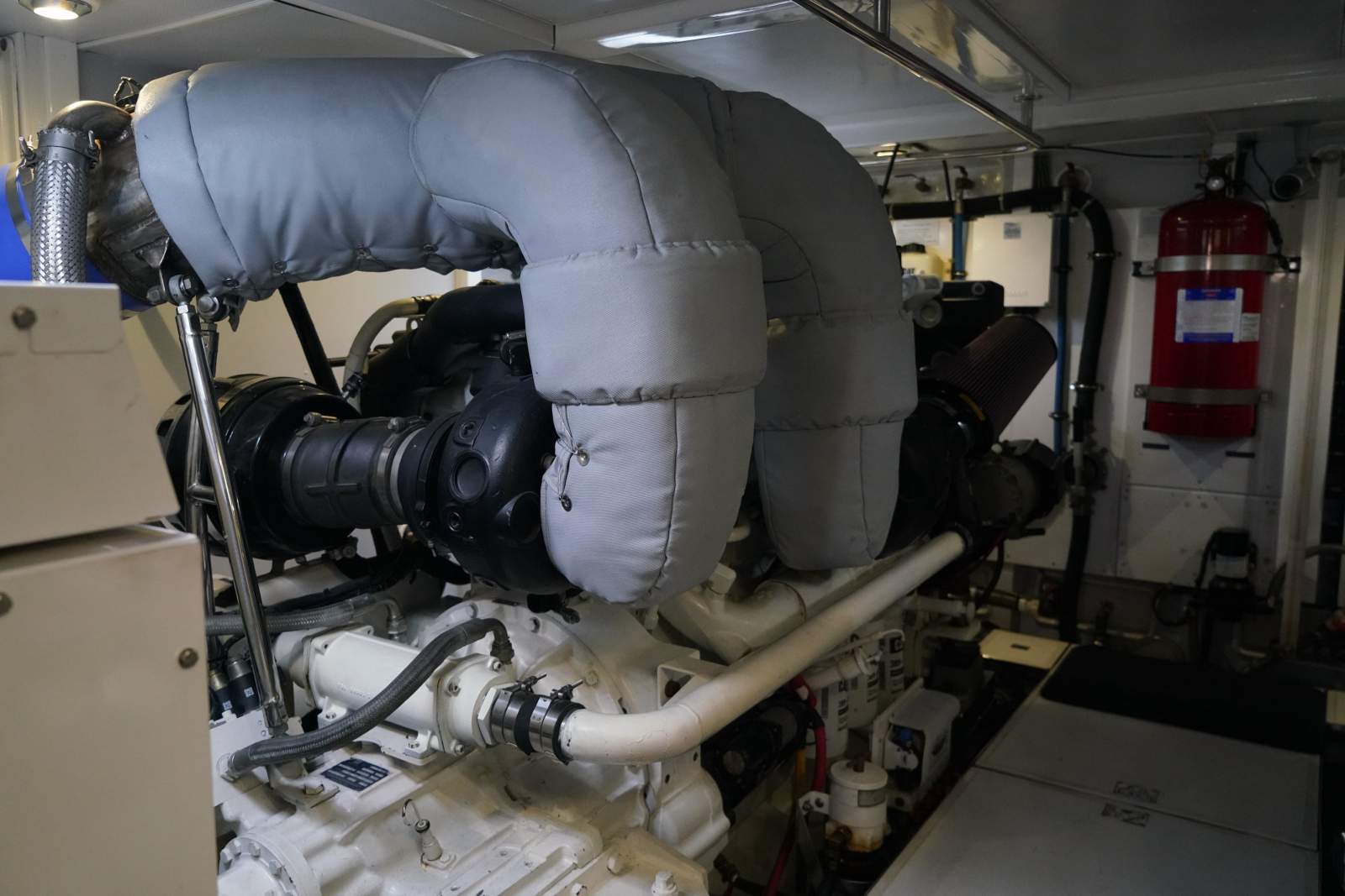 Hampton 680 Pilothouse Motor Yacht photo 37