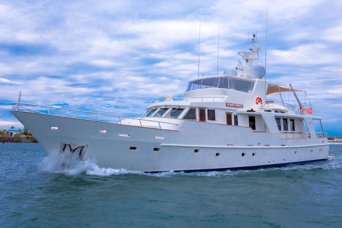 GeTa 86ft Motor Yacht photo 46