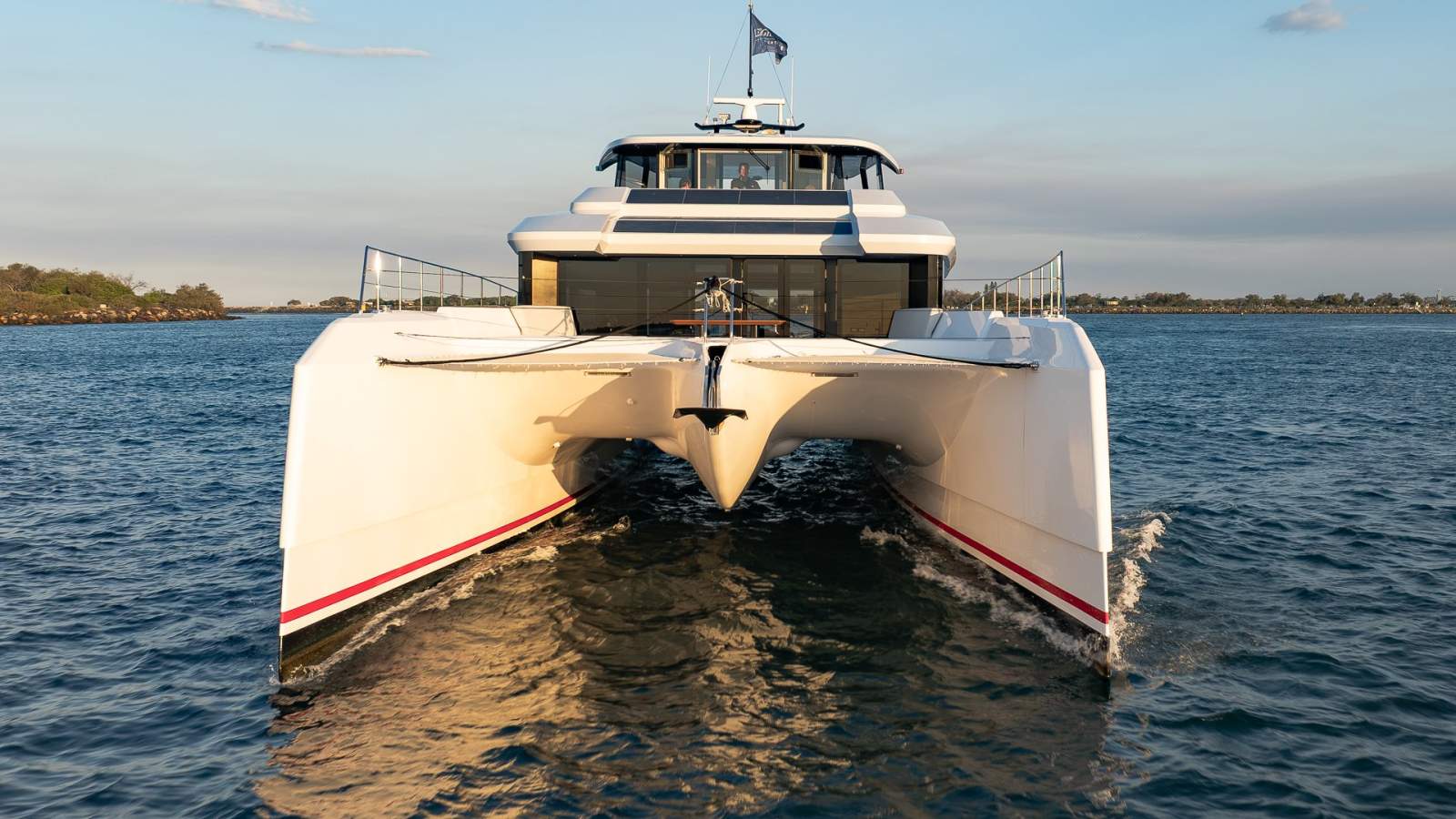 McConaghy MC82P Power Catamaran photo 5