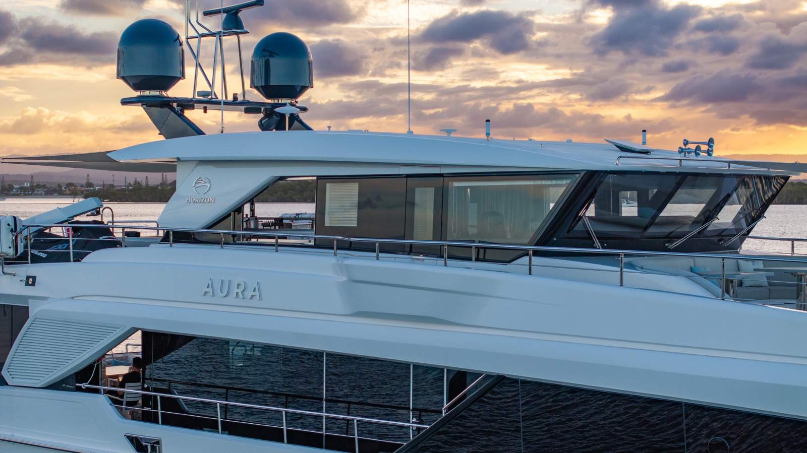 Horizon Yacht FD90 photo 7