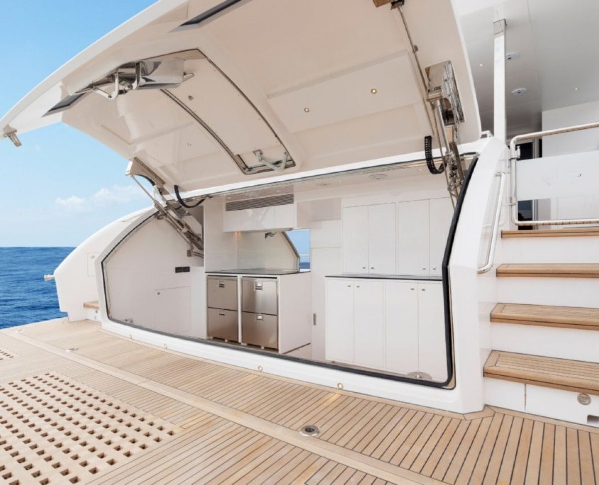 Horizon Yacht FD87 Skyline photo 8